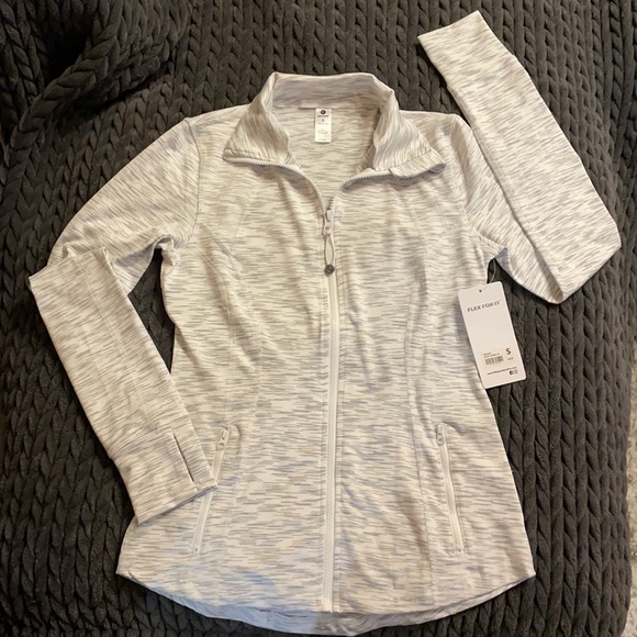 90 Degree By Reflex Tops - 90 Degrees by Reflex. Tags on. Never worn